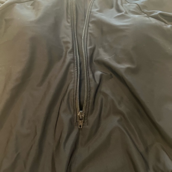 Black long sleeve swim/board suit - Picture 4 of 7